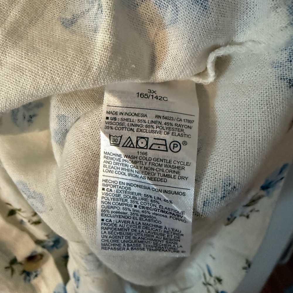 NWT Old Navy Cream & Blue Floral 3X Dress 🩵 - Picture 8 of 11
